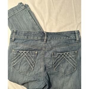 Cache Straight Light Wash Capri Size 30